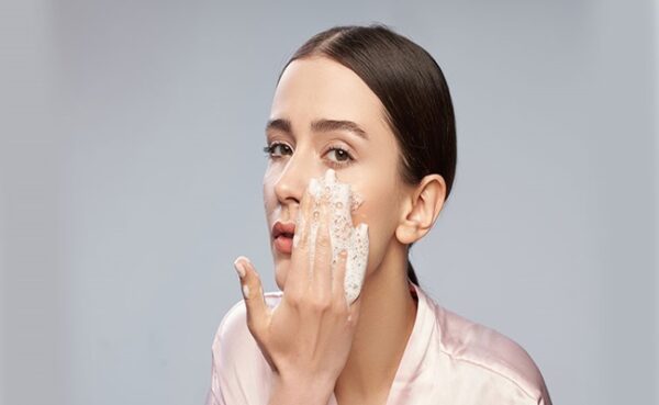 طراوت پوست با کلینزر فوراور